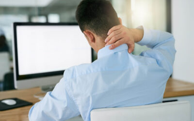 TECH NECK RELIEF REDCLIFFE: WHY DESK JOBS CAUSE NECK & BACK PAIN