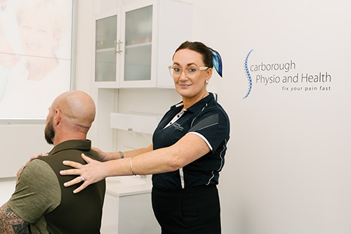 hands-on-physio-treatment-scarborough Hands-on physio treatment in Scarborough